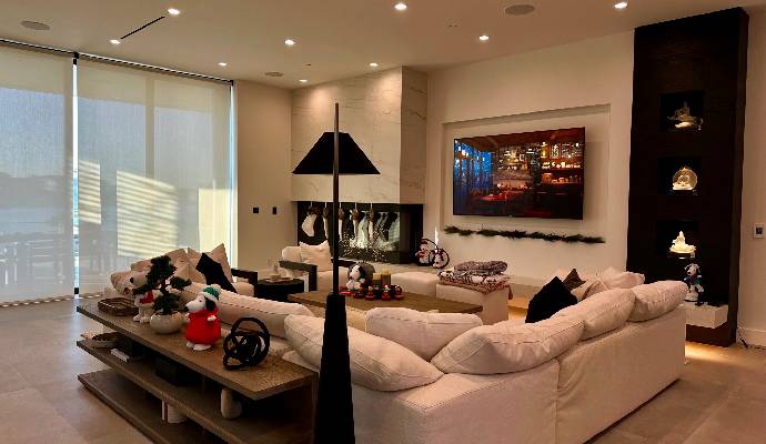 Los Alamitos Smart Home: Automation, Audio, & Lighting