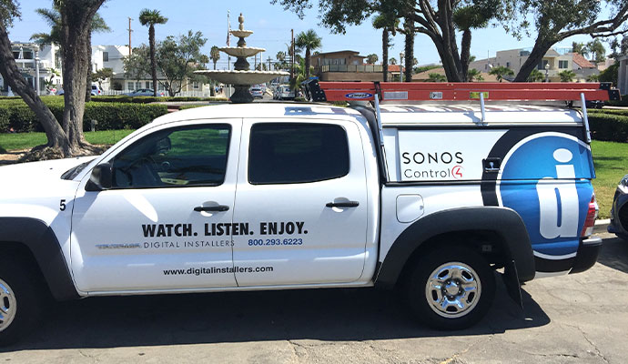 Service vehicle of Digital Installers